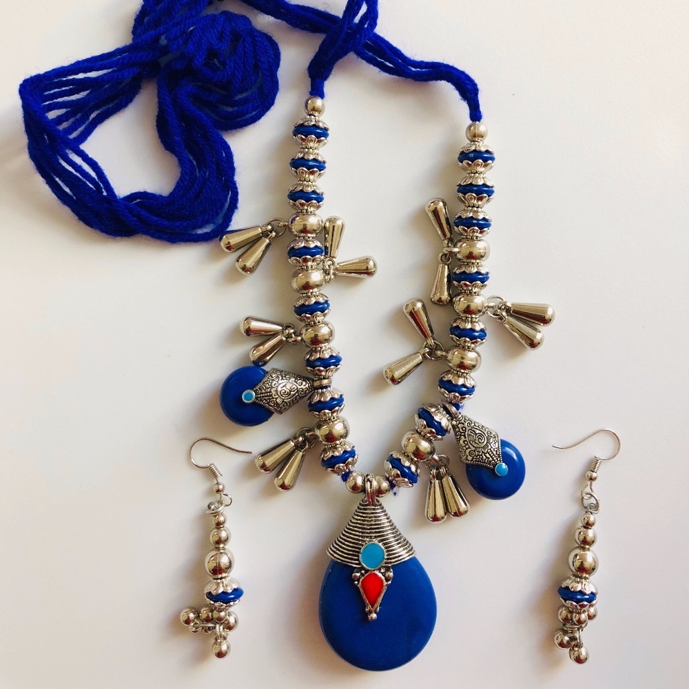 Blue Onyx stone jewelry neckless with earring
